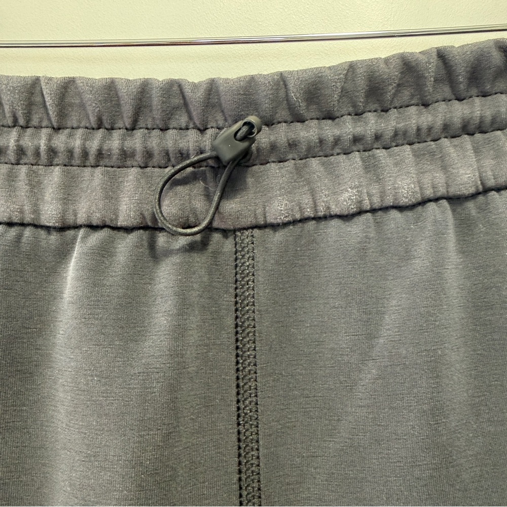 Lululemon Women’s Softstreme High Rise Athletic Graphite grey Size 8 - Picture 4 of 14